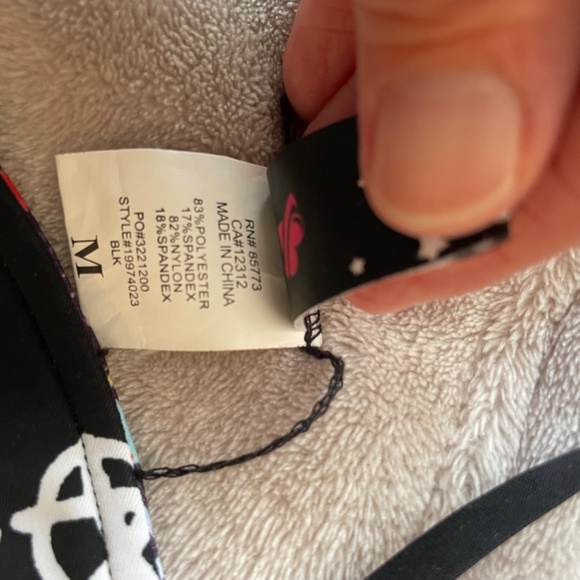 Swimsuit - Picture 4 of 10